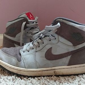 Wolf grey camo air jordan retro 1